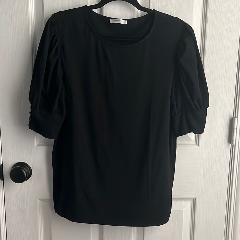Simply Fun Black Short Sleeve Blouse